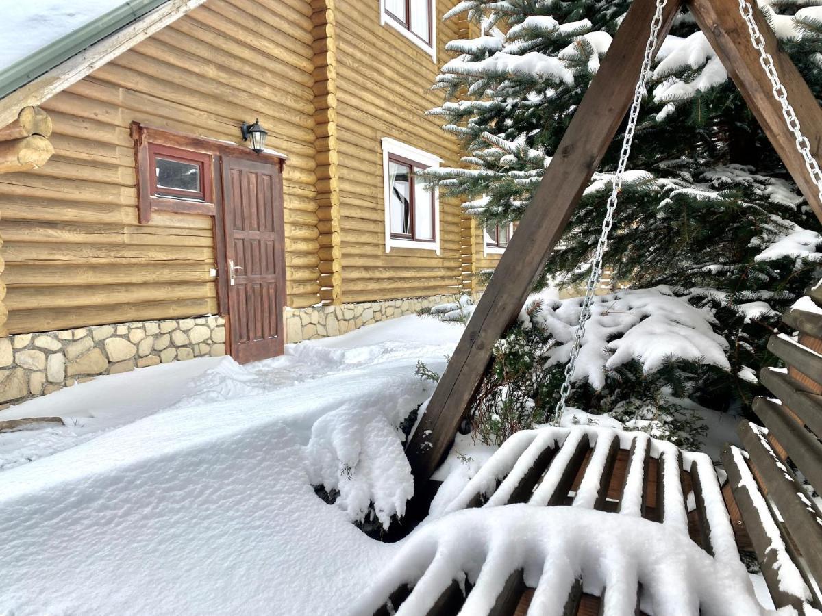 Chalet Four Seasons Villa Tatariv Exteriör bild